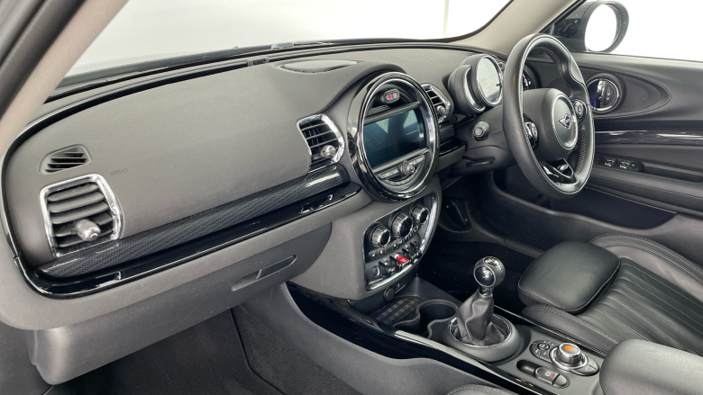 MINI Clubman 1.5 Cooper Exclusive 6dr Petrol Estate